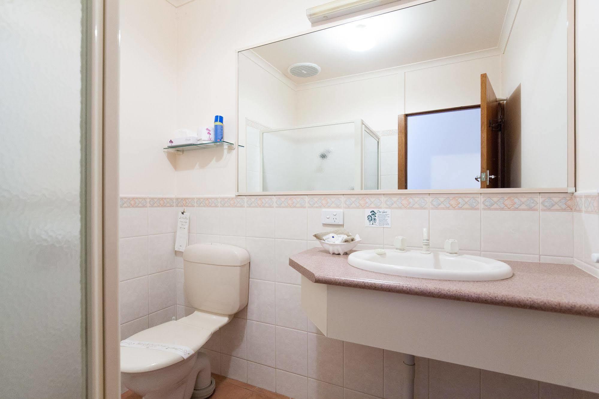 Mid City Motel Mount Gambier Kültér fotó