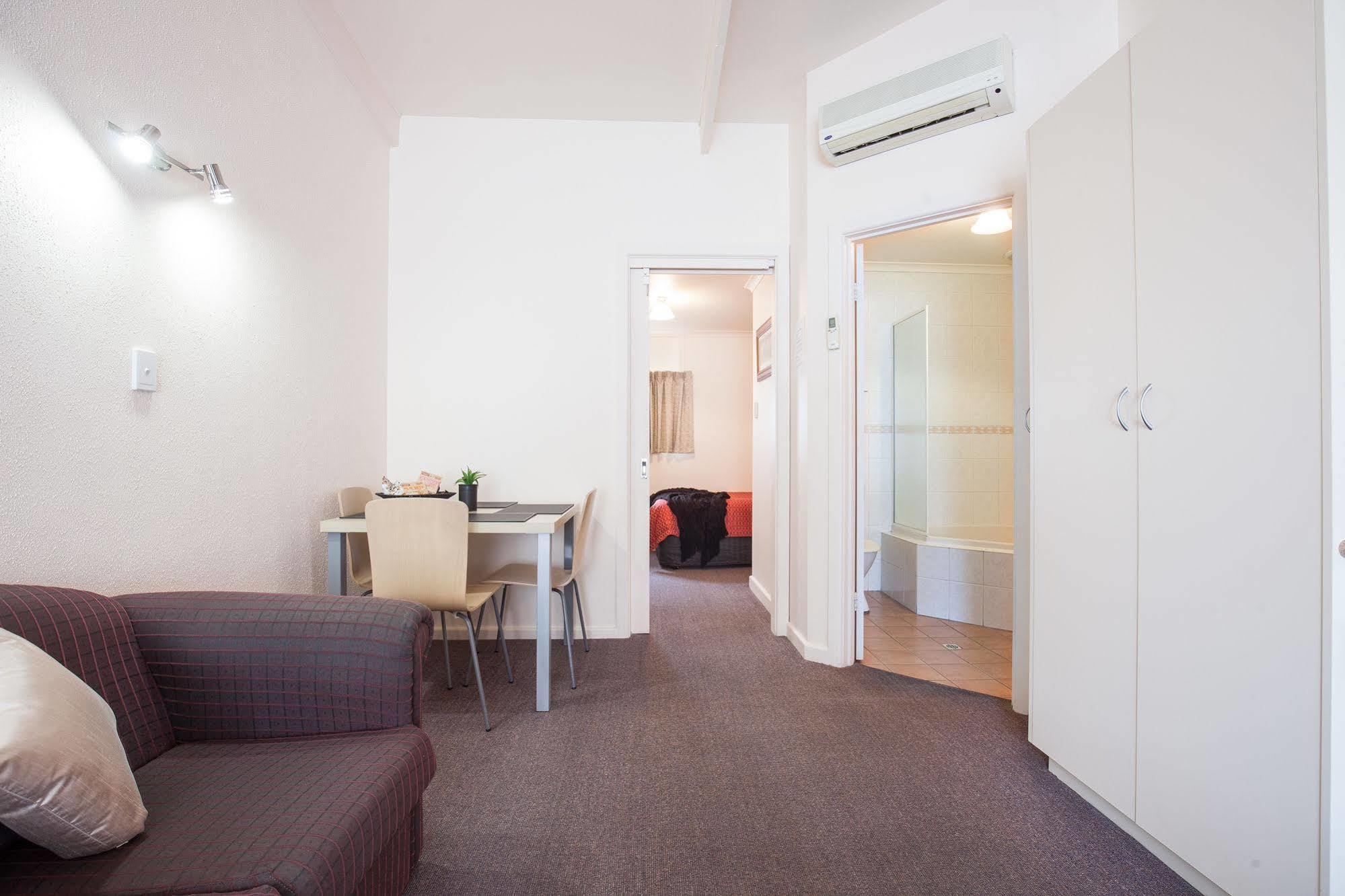 Mid City Motel Mount Gambier Kültér fotó